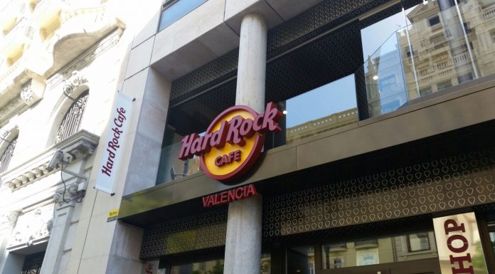 Hard Rock dona 5000$ a la asociación Música para el Autismo autismo
