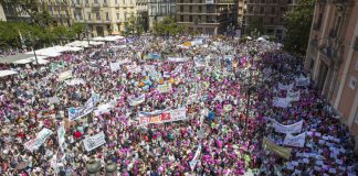 El nacionalismo valenciano sale a la calle con una manifestación que recorrerá el centro de Valencia