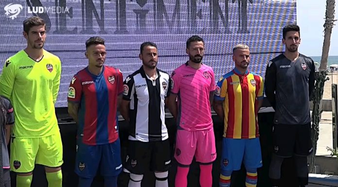 El Llevant UE presenta les seues equipacions de Primera equipaciones