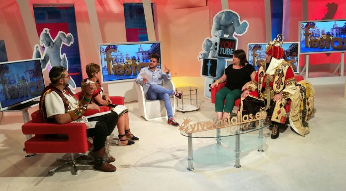 Moros i Cristians d’Alcàsser i música solidària Alcàsser