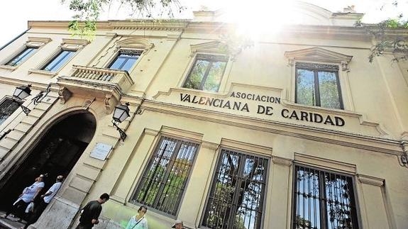Casa Caridad alerta de l’aïllament que patixen les persones sense llar casa