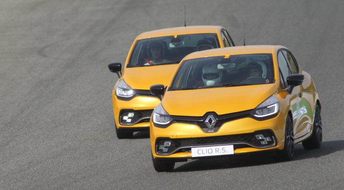 Renault Passion Experience arriba al Circuit Ricardo Tormo renault passion