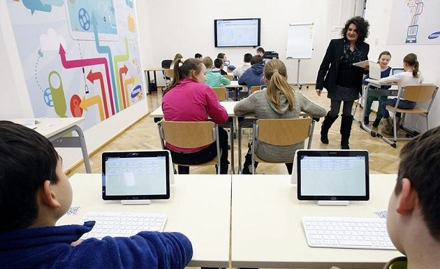 La Comunidad Valenciana se une al programa Samsung Smart School Samsung