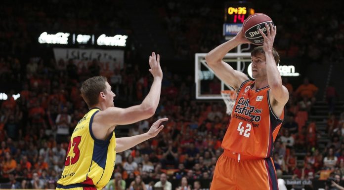 València Basket cau en la seua presentació (66-72) presentación