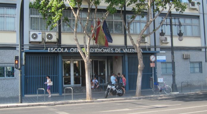 La vaga de les EOI afecta a més de 5000 alumnes huelga