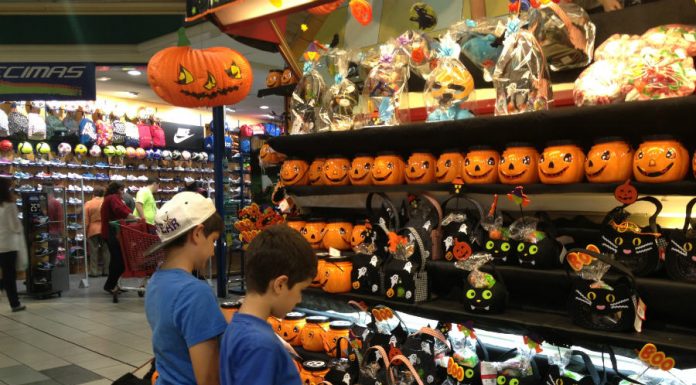 La Unió de Consumidors advertix sobre alguns articles d’Halloween Halloween