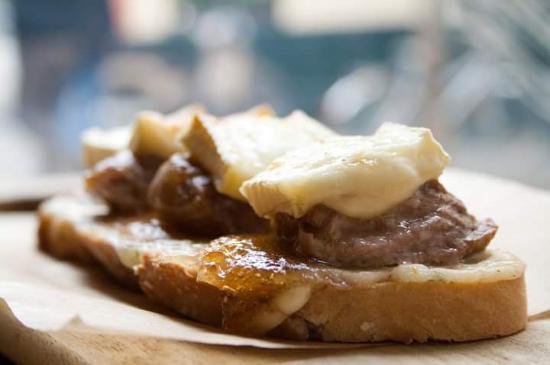 Recepta Gourmet: tosta de rellom ibèric i ceba caramelizada solomillo