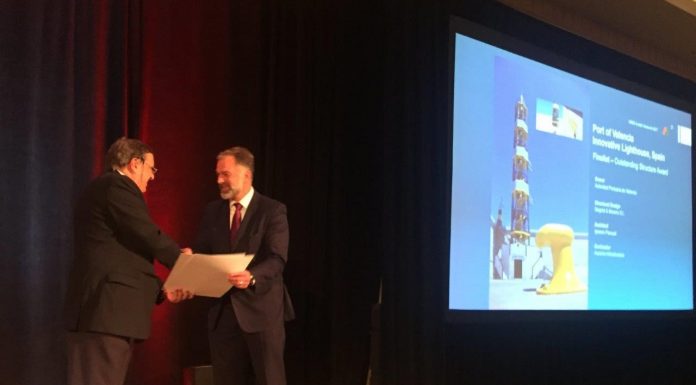 El nou far del port de València, finalista en els premis de l’Associació Internacional d’Enginyeria Estructural faro