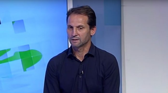 Fernando Giner: “Hem recuperat la bandera fundacional del València CF”