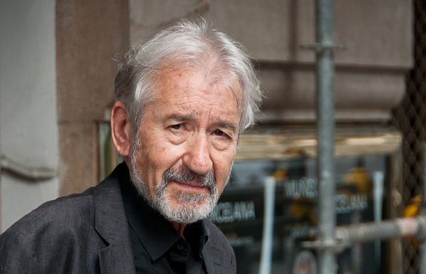 Sacristan parla del poder en “Nina de Porcellana”