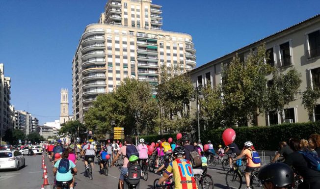 Als valencians ens falta vitamina D, esencial per als ossos