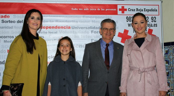 Creu Roja celebra el Dia de la Bandereta contra la pobresa Cruz