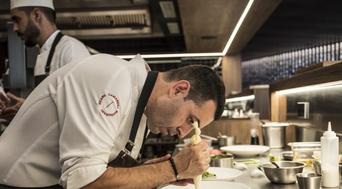 Ricard Camarena Restaurant lluix nova identitat corporativa Camarena