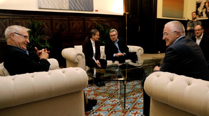L’Ajuntament de València paga als seus proveïdors en negatiu proveedores