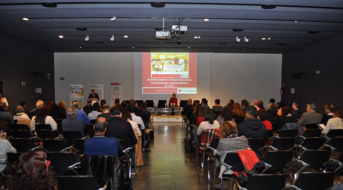 Més d’1.500 persones cerquen una oportunitat laboral amb Creu Roja Cruz Roja