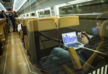 Opiniones enfrentadas de los primeros viajeros del AVE Castellón-Madrid AVE