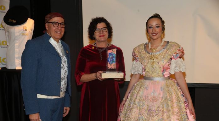 Las fallas reconocen el talento empresarial valenciano Premio al talento empresarial valenciano