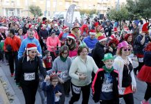 Les Falles de Puçol es posen el dorsal solidari San Silvestre Puçol