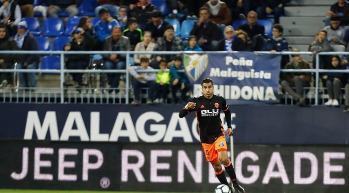 El Valencia CF remonta en La Rosaleda davant el Málaga