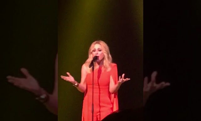 Marta Sánchez crea la lletra de l’himne d’Espanya