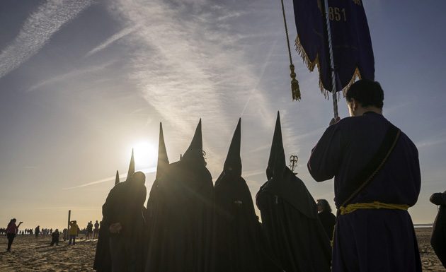 Consejos para los costaleros: así podrán evitar lesiones en Semana Santa