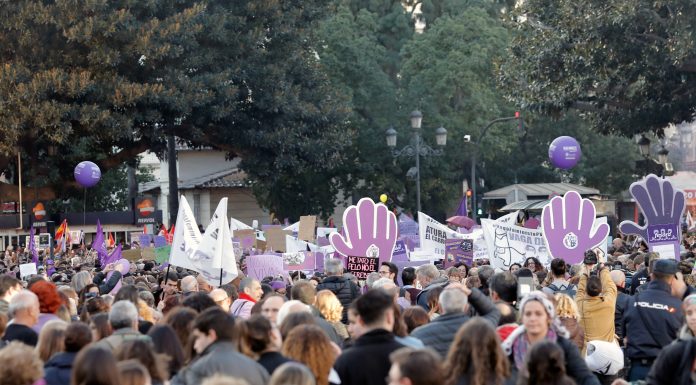 Multitudinaria manifestación del Día de la Mujer por las calles de Valencia manifestación