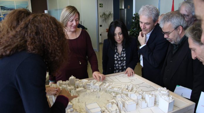 La Generalitat selecciona el projecte Confluència per a renovar la Plaça de Bruixes proyecto