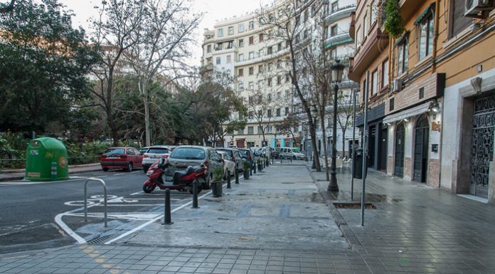 Estacionar en zona azul, gratis desde hoy hasta que acaben las fallas