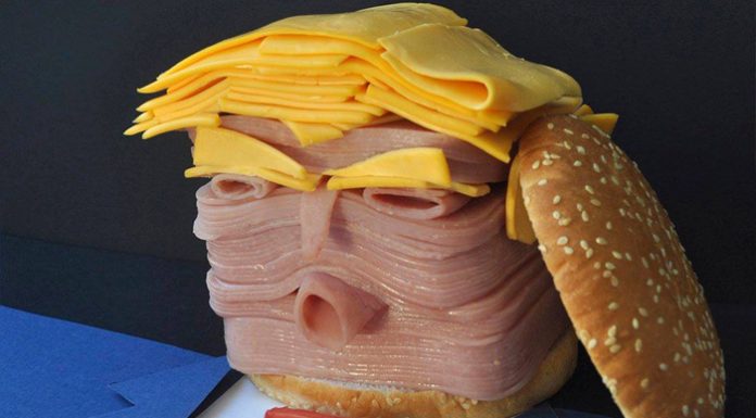Un sándwich gegant amb la cara de Trump es posa de moda