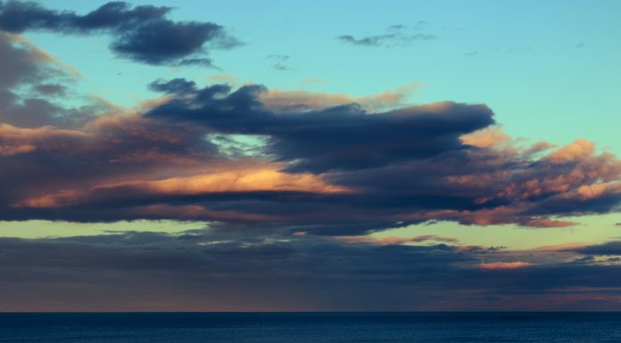 Amanecerá nublado el jueves despejándose a medida que avance la jornada Nubes