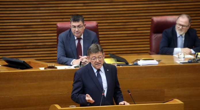 Puig lamenta que una trentena de consellers del PP estiguen «imputats o en presó» Puig