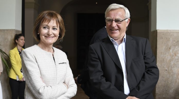 Puig considera la investidura de Mestre com a rectora de la Universitat de València és resultat de la “lluita de les dones” rectora