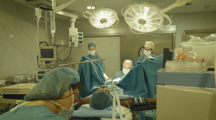 María Andrés: “L’ablació es practica perquè les dones no valen res en Àfrica” Ablación