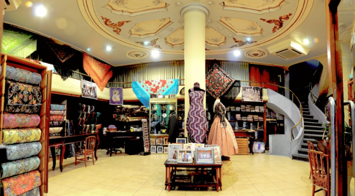 Las compras falleras, a un click y al alcance de todo el mundo Compras Alvaro Moliner