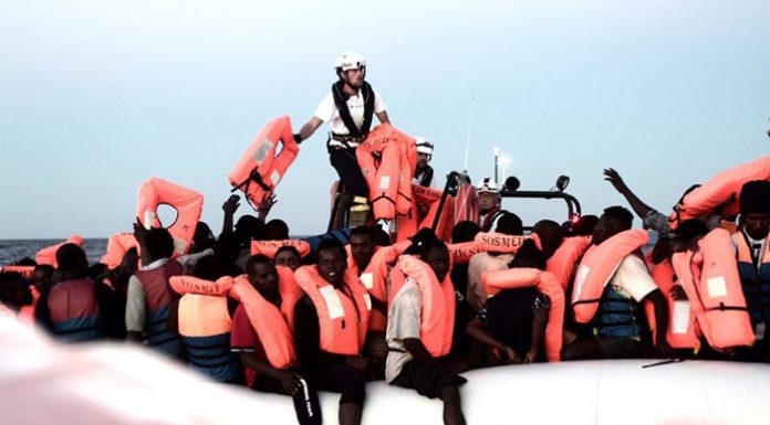 España decide que sea el puerto de Valencia quién reciba los 629 inmigrantes del «Aquarius» barco