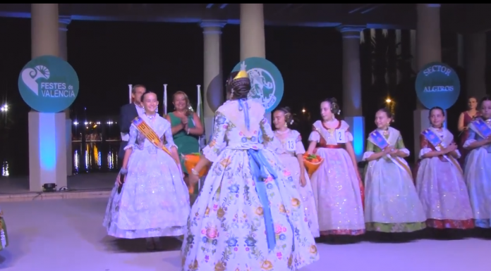 Las comisiones de Algirós arropan a sus falleras en una noche clave