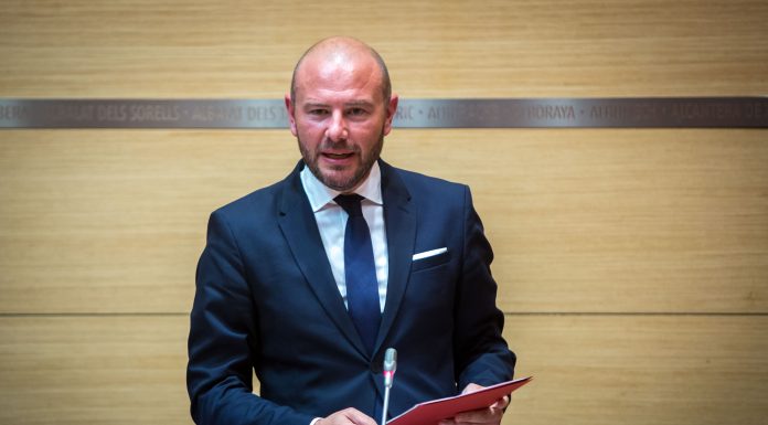 Toni Gaspar pren possessió del càrrec de president de la Diputació de València presidente
