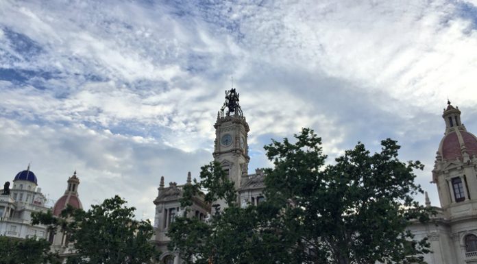 València espera la primera nit de calor sufocant de l’estiu