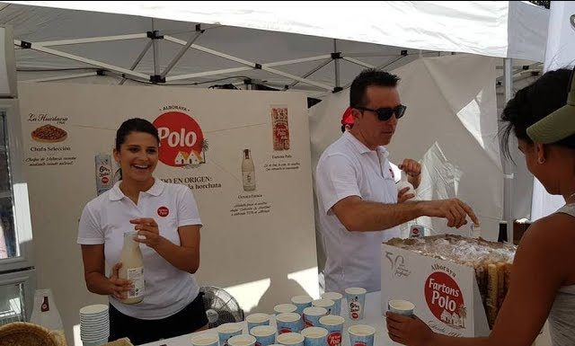 Valencia se vuelca en la celebración del Día de la Horchata y la Chufa