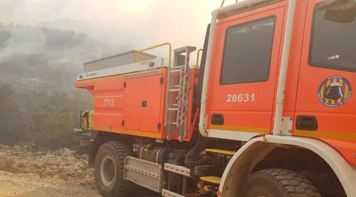 Dos focus actius a Llutxent i Marxuquera deixen encara sense descans Incendio