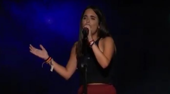 Actuació de Sara Buendía en Invictus Xou