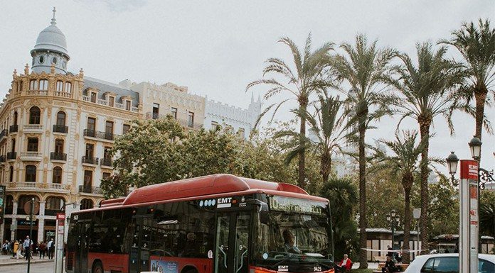 L’oposició titlla de «espectacle vergonyós» la gestió del frau de l’EMT EMT transporte público