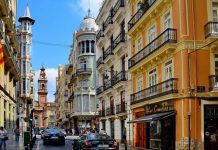 Els dos barris de València on el metre quadrat supera els 1.800 euros Benimámet, el barrio más pobre de Valencia según los datos de la Agencia Tributaria de 2022