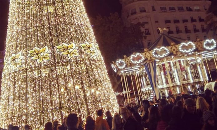 El encendido de luces de Valencia tendrá un guiño de pólvora