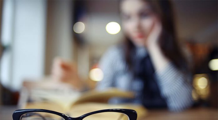 Alerten del motiu que ha causat dotze milions de miopes a Espanya miopes