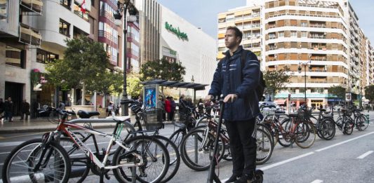 Los radares de bicicletas y patinetes aterrizan en Valencia: estas serán sus ubicaciones