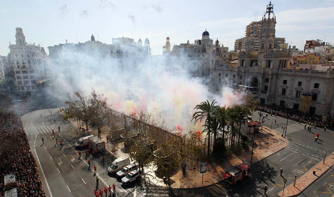 Sorteo de entradas gratis para ver la mascletà desde el balcón del Ayuntamiento