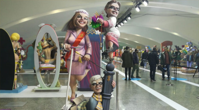 Los abuelos, las mujeres y el centenario del Valencia C.F protagonistas en la Exposición del Ninot Exposición del Ninot