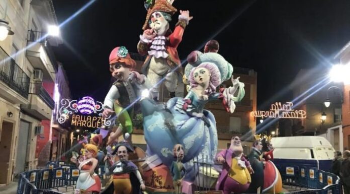 Estos son los municipios que celebran las Fallas este fin de semana Monumento de la Fallas Placeta del Marqués en Turís de 2019