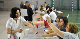 28-M | El Ayuntamiento celebra el sorteo de la formación de las mesas electorales